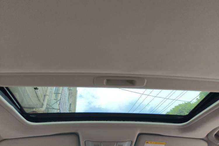 Used Roewe e550 2014 Flagship Edition Headliner