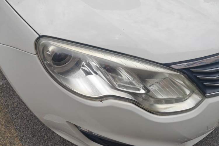 Used Roewe e550 2014 Flagship Edition Right Front Headlight