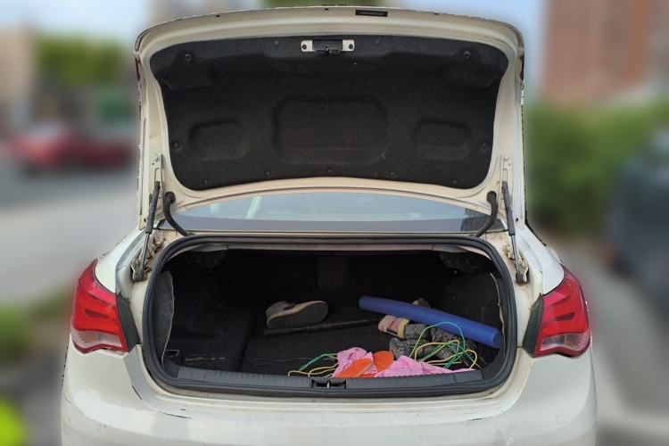 Used Roewe e550 2014 Luxury Edition Trunk