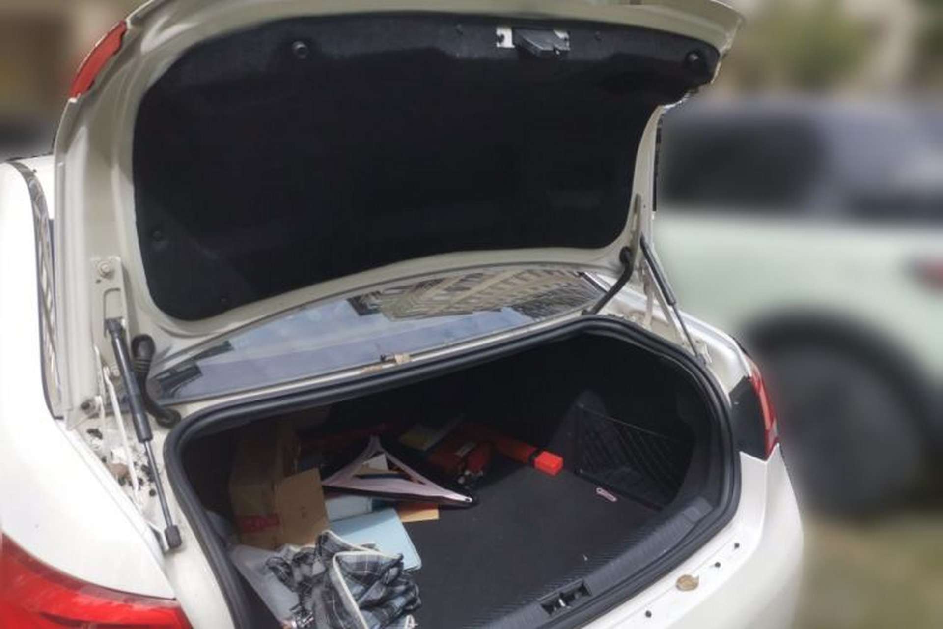 Used Roewe e550 2014 Flagship Edition Trunk