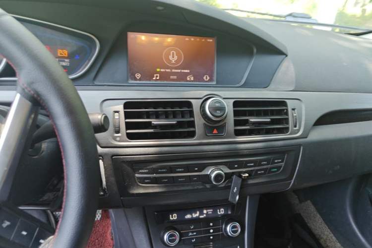 Used Roewe e550 2016 Deluxe Edition Audio And AC Panel