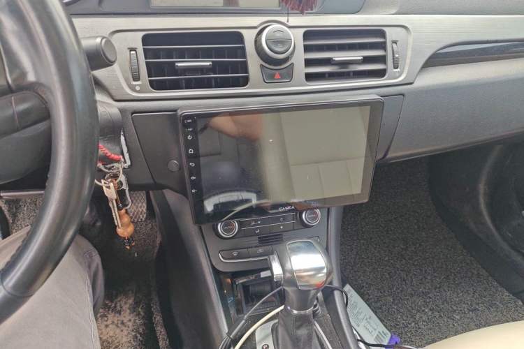 Used Roewe e550 2016 Deluxe Edition Audio And AC Panel