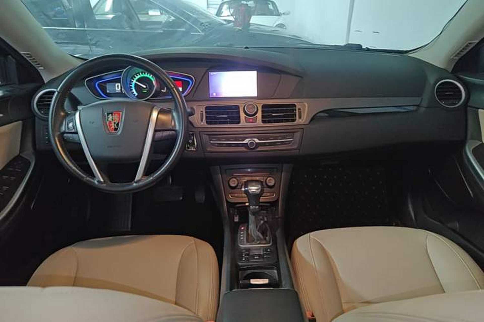 Used Roewe e550 2016 Deluxe Edition Center Console