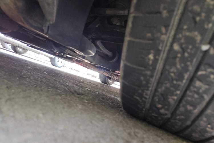 Used Roewe e550 2016 Deluxe Edition Chassis Front