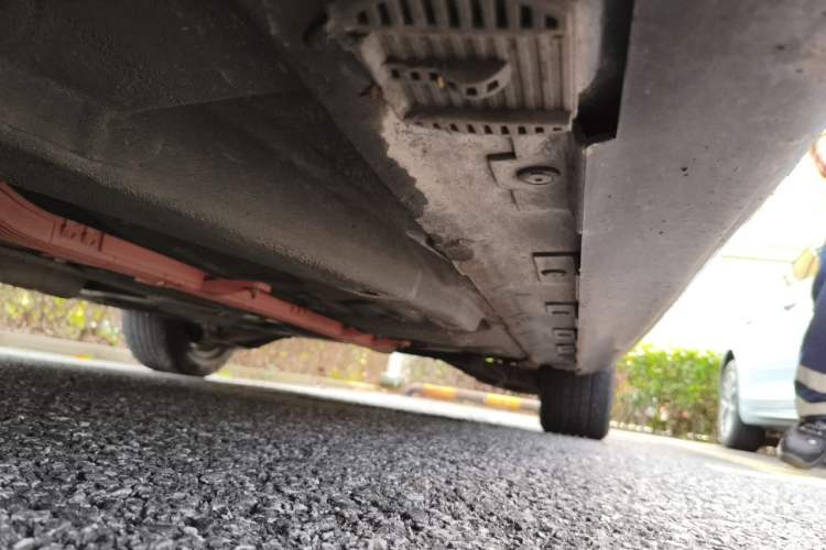 Used Roewe e550 2016 Deluxe Edition Chassis Front Left