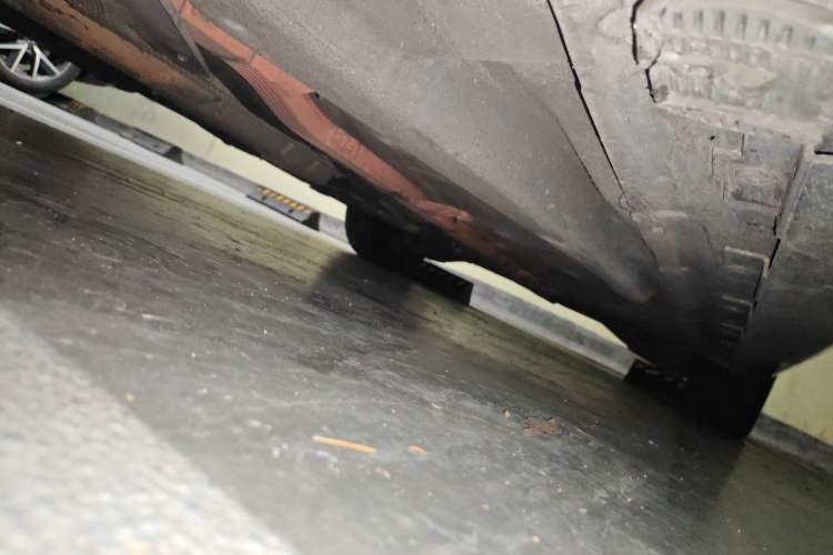 Used Roewe e550 2016 Deluxe Edition Chassis Front Left