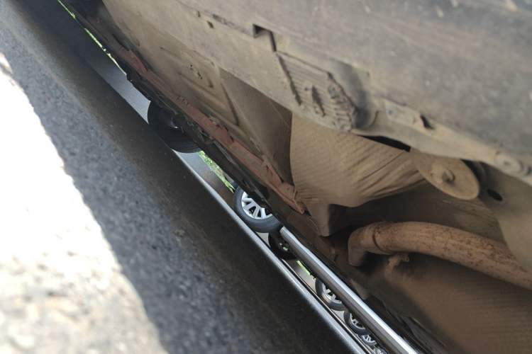 Used Roewe e550 2016 Deluxe Edition Chassis Rear Left