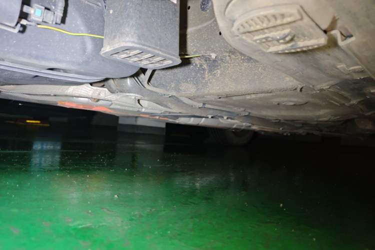 Used Roewe e550 2016 Deluxe Edition Chassis Rear Right