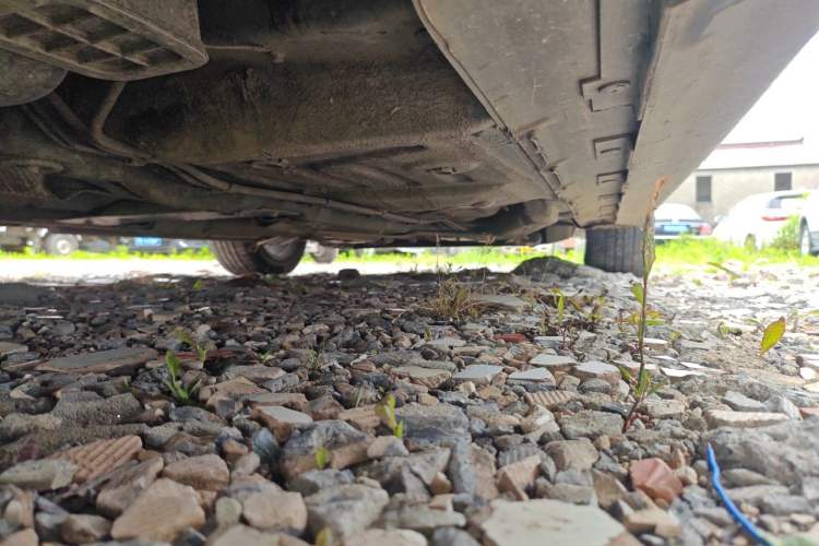 Used Roewe e550 2016 Deluxe Edition Chassis Rear Right