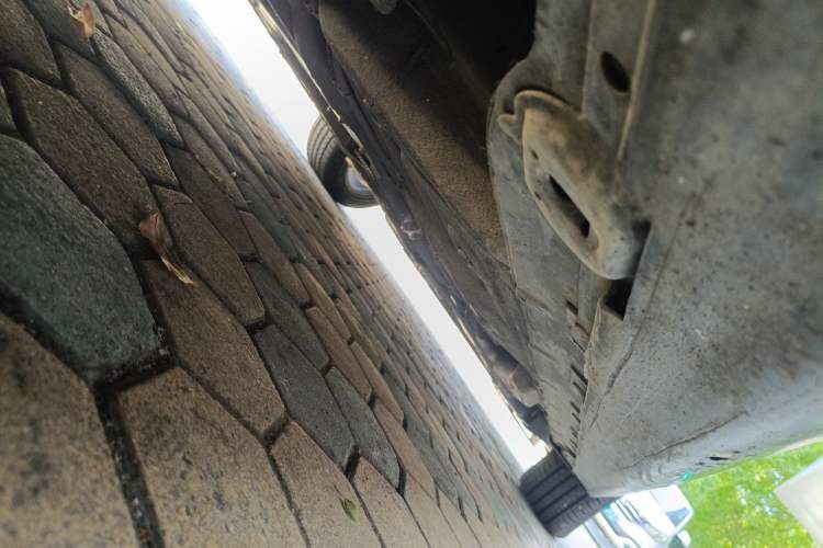 Used Roewe e550 2016 Deluxe Edition Chassis Rear Right