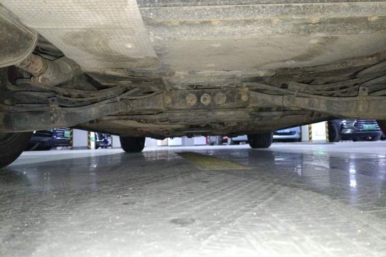 Used Roewe e550 2016 Deluxe Edition Chassis Rear