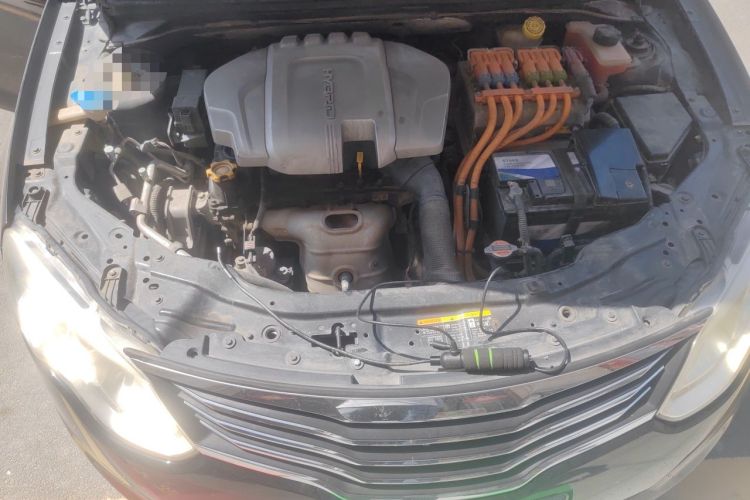 Used Roewe e550 2016 Deluxe Edition Engine Bay