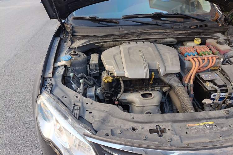 Used Roewe e550 2016 Deluxe Edition Engine Bay Right