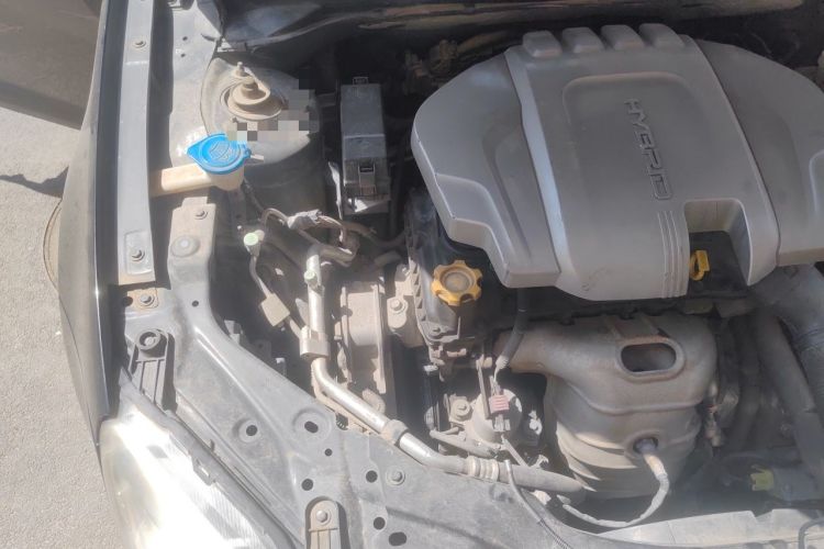 Used Roewe e550 2016 Deluxe Edition Engine Bay Right