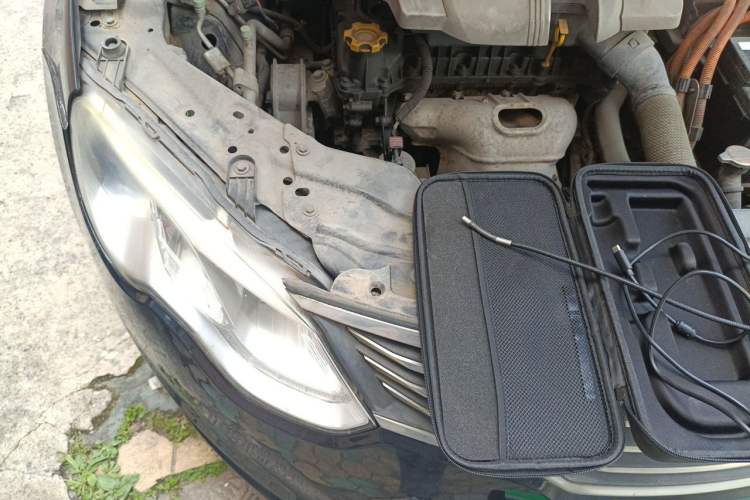 Used Roewe e550 2016 Deluxe Edition Engine Bay Right