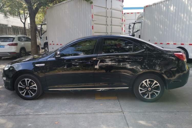 Used Roewe e550 2016 Deluxe Edition Exterior 5