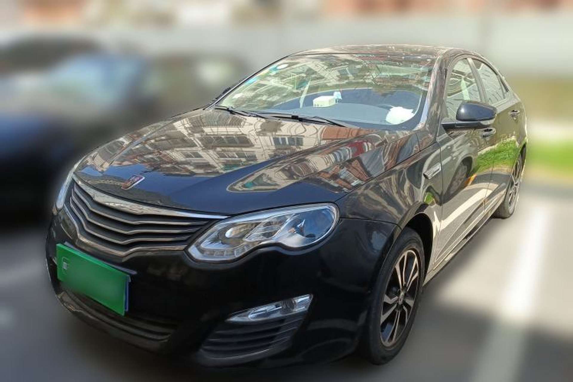 Used Roewe e550 2016 Deluxe Edition Front Left 45 Deg