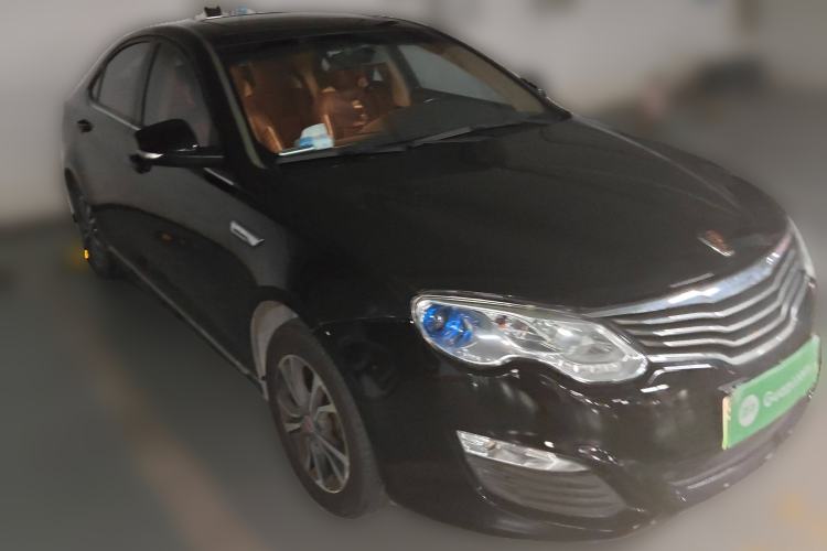 Used Roewe e550 2016 Deluxe Edition Front Right 45 Deg