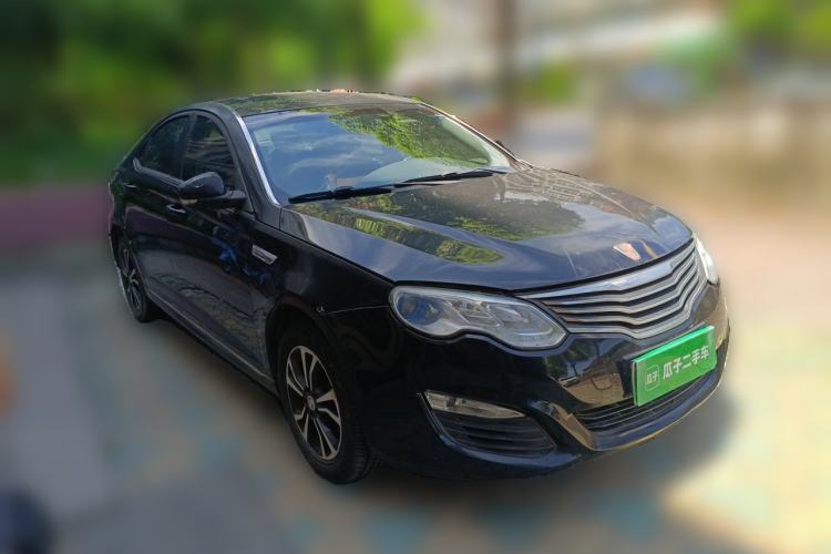 Used Roewe e550 2016 Deluxe Edition Front Right 45 Deg