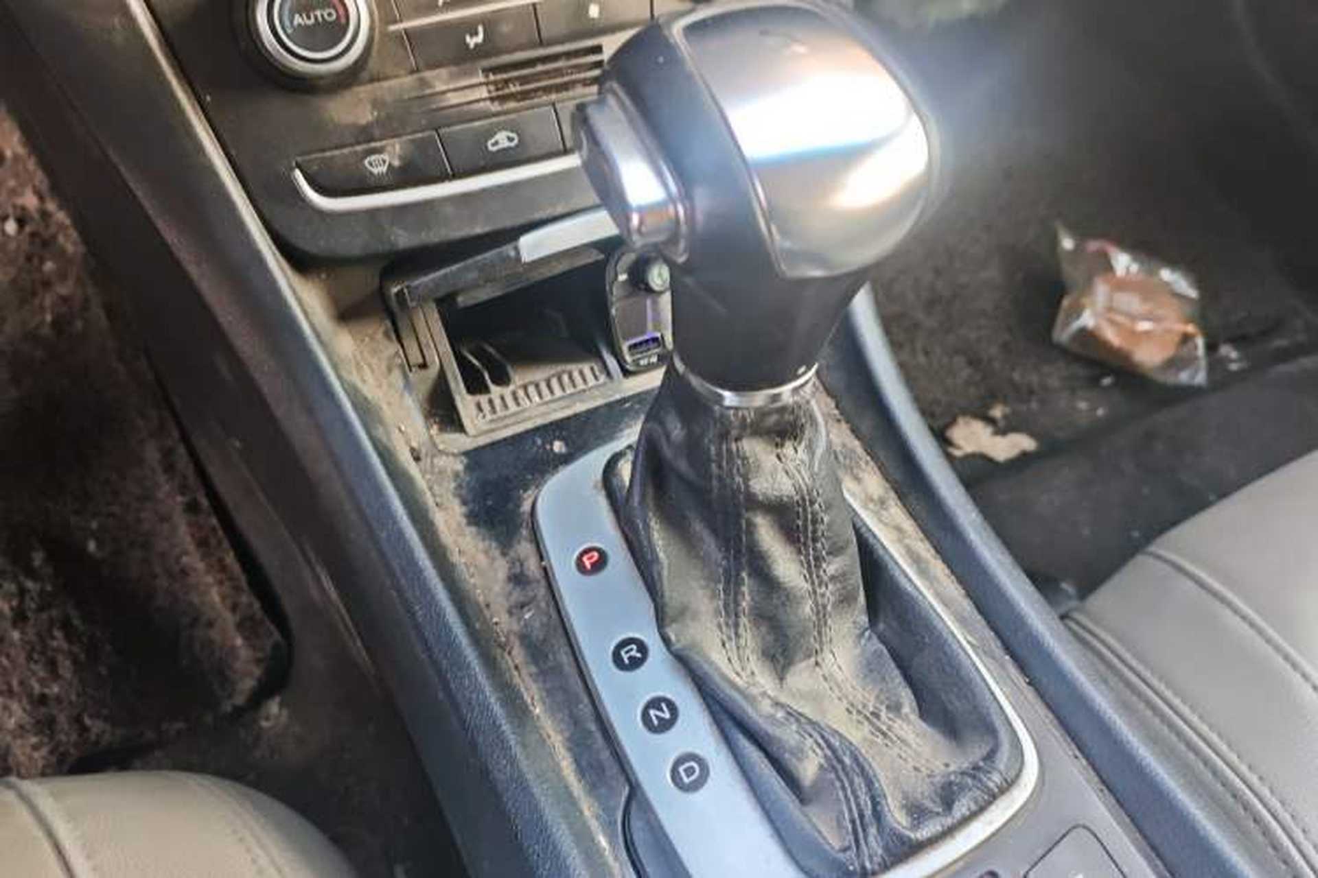 Used Roewe e550 2016 Deluxe Edition Gear Lever