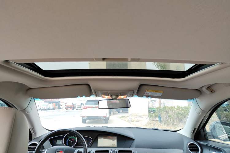 Used Roewe e550 2016 Deluxe Edition Headliner
