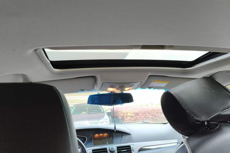 Used Roewe e550 2016 Deluxe Edition Headliner