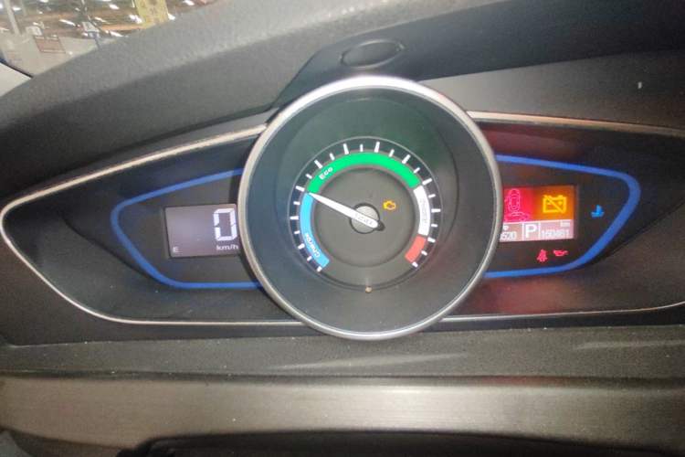 Used Roewe e550 2016 Flagship Edition Instrument Cluster