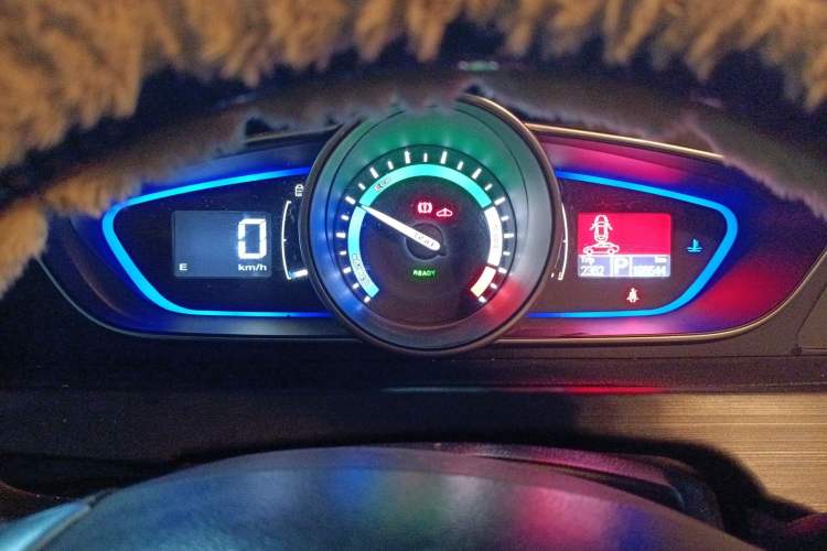 Used Roewe e550 2016 Deluxe Edition Instrument Cluster