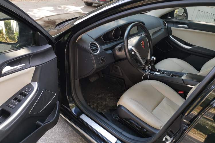 Used Roewe e550 2016 Deluxe Edition Interior 2
