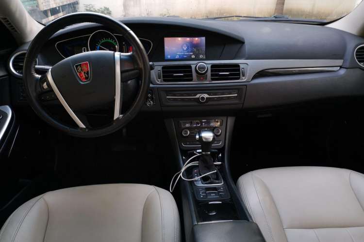 Used Roewe e550 2016 Deluxe Edition Interior 3