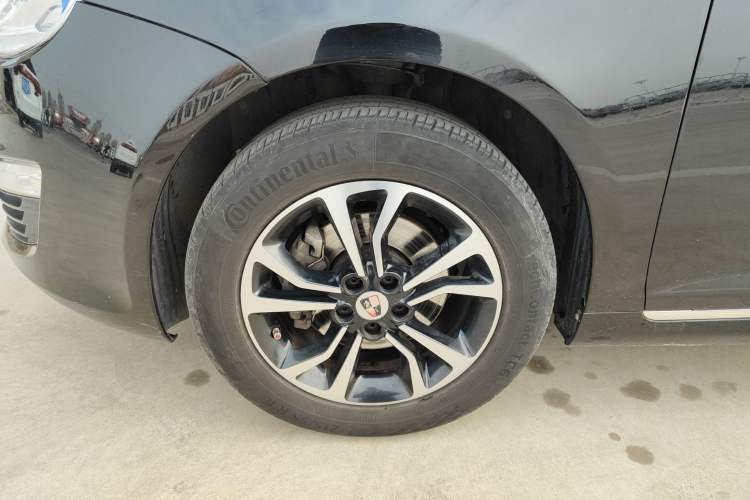 Used Roewe e550 2016 Deluxe Edition Left Front Wheel Hub