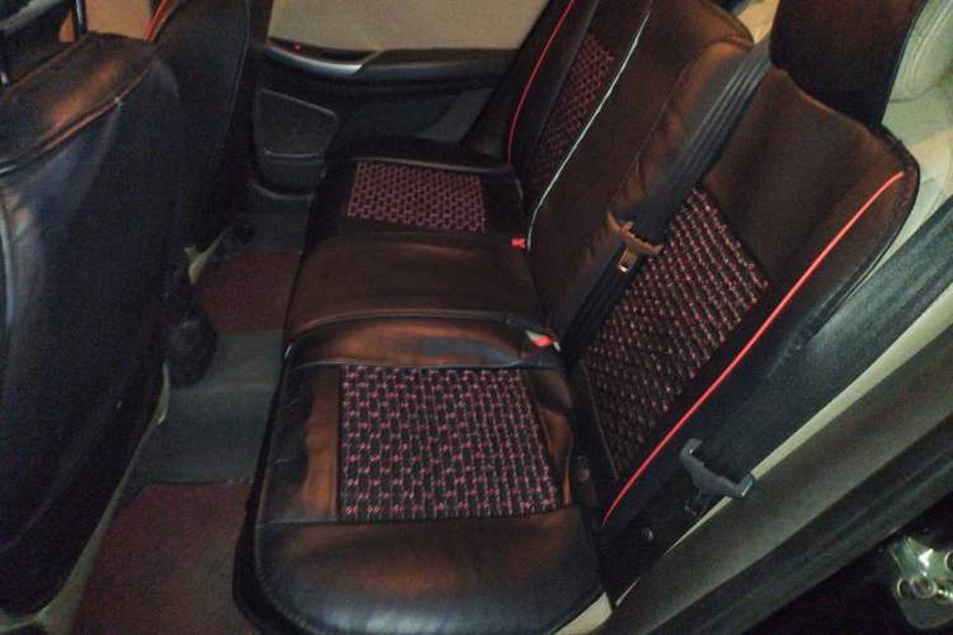 Used Roewe e550 2016 Deluxe Edition Left Rear Seat