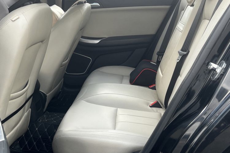 Used Roewe e550 2016 Deluxe Edition Left Rear Seat