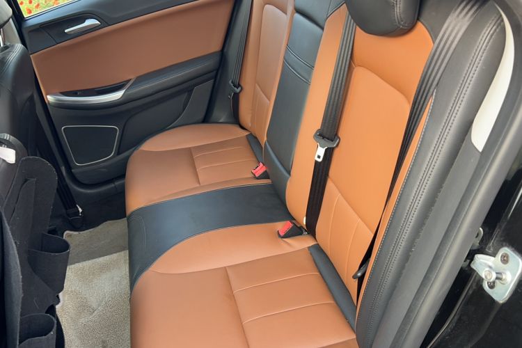 Used Roewe e550 2016 Deluxe Edition Left Rear Seat