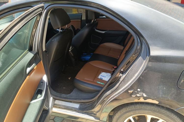 Used Roewe e550 2016 Deluxe Edition Left Rear Seat