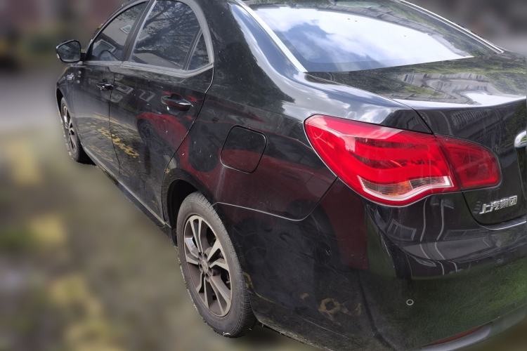 Used Roewe e550 2016 Flagship Edition Rear Left 45 Deg