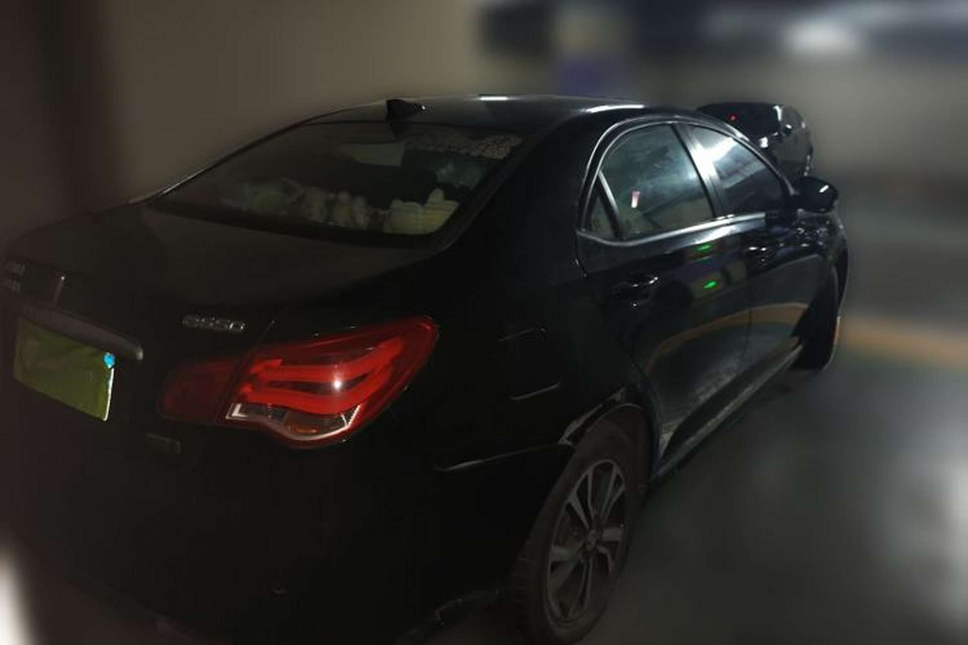 Used Roewe e550 2016 Deluxe Edition Rear Right 45 Deg