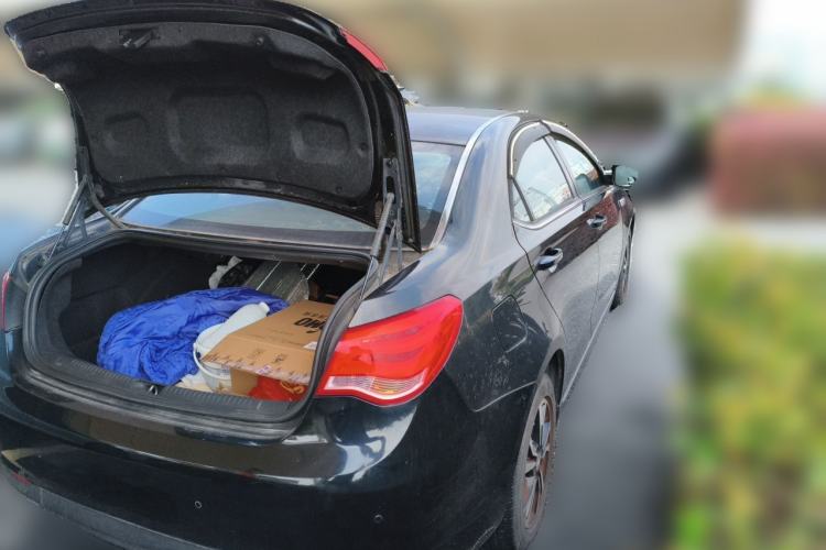 Used Roewe e550 2016 Deluxe Edition Rear Right 45 Deg