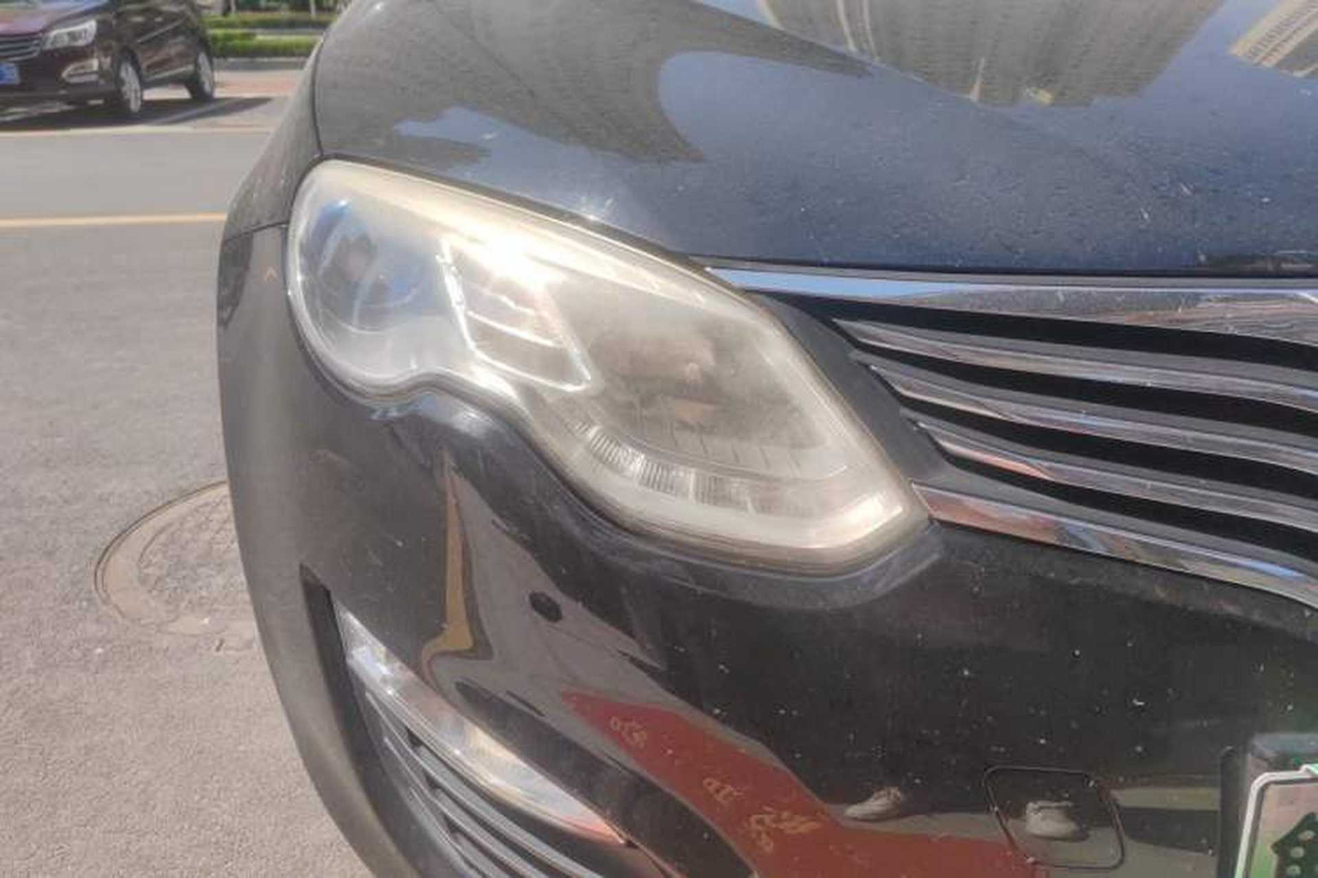 Used Roewe e550 2016 Deluxe Edition Right Front Headlight