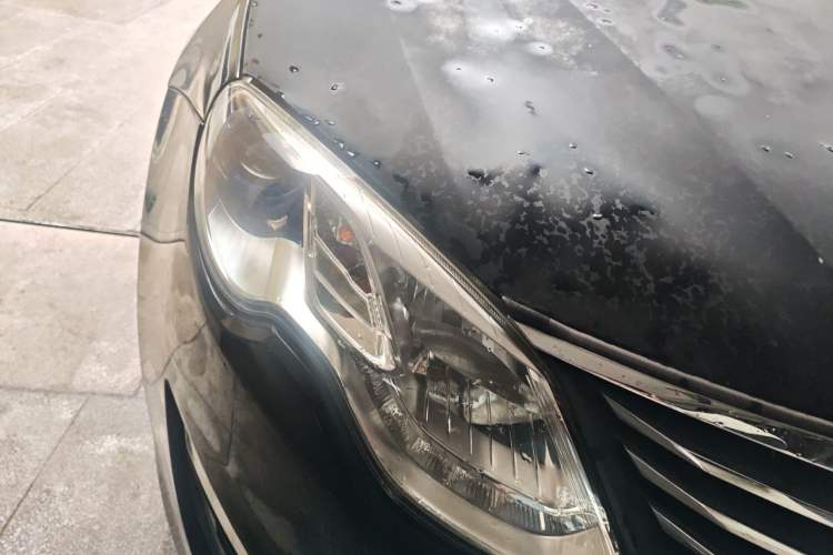 Used Roewe e550 2016 Deluxe Edition Right Front Headlight