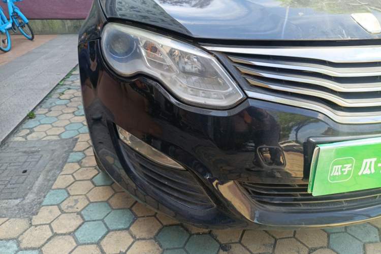 Used Roewe e550 2016 Deluxe Edition Right Front Headlight