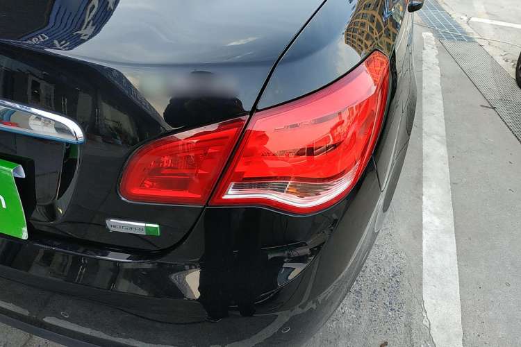 Used Roewe e550 2016 Deluxe Edition Right Rear Taillight