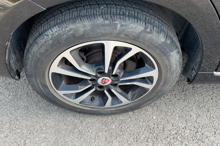 Used Roewe e550 2016 Deluxe Edition Right Rear Wheel Hub