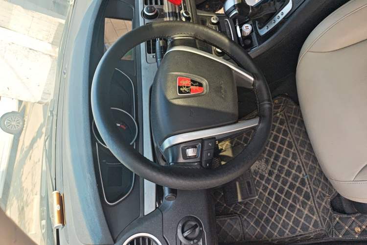 Used Roewe e550 2016 Deluxe Edition Steering Wheel