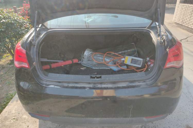 Used Roewe e550 2016 Deluxe Edition Trunk