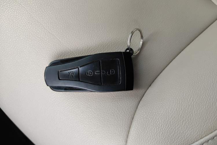 Used Roewe e550 2016 Deluxe Edition Vehicle Key