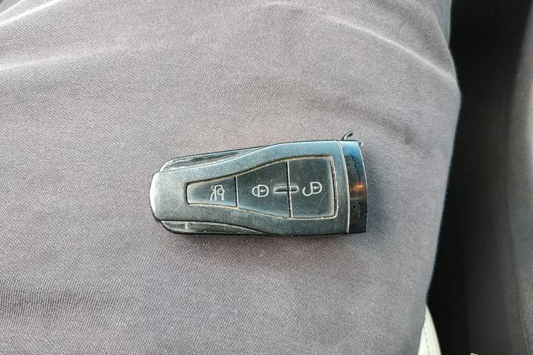 Used Roewe e550 2016 Deluxe Edition Vehicle Key
