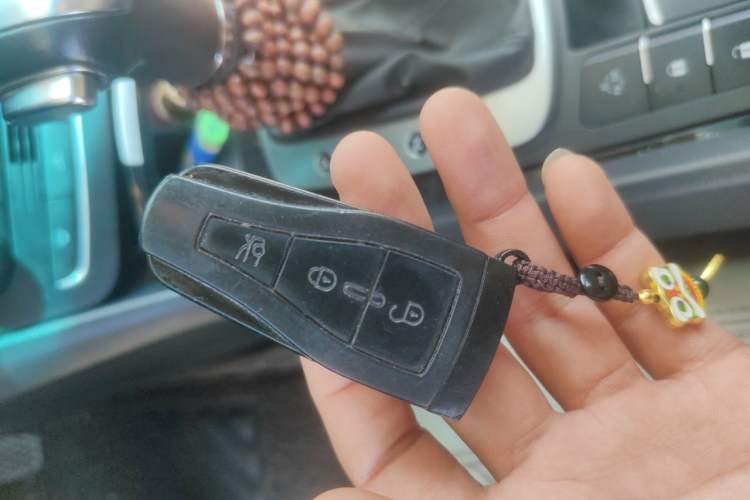 Used Roewe e550 2016 Deluxe Edition Vehicle Key