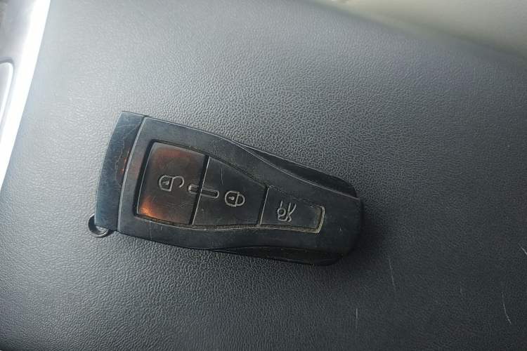Used Roewe e550 2016 Deluxe Edition Vehicle Key