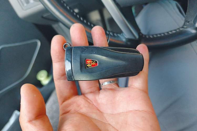 Used Roewe e550 2016 Deluxe Edition Vehicle Key